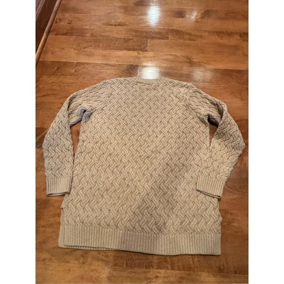 Woman’s Jeanne Pierre sweater size medium - Picture 4 of 4